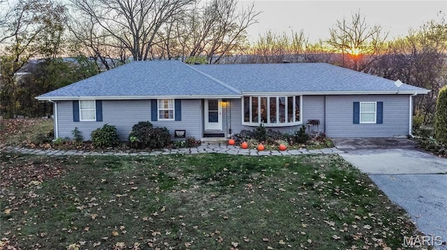 121 Douglas Dr, Pleasant Hill, IL 62366 - single story home featuring a front lawn, roof with shingles, and concrete driveway