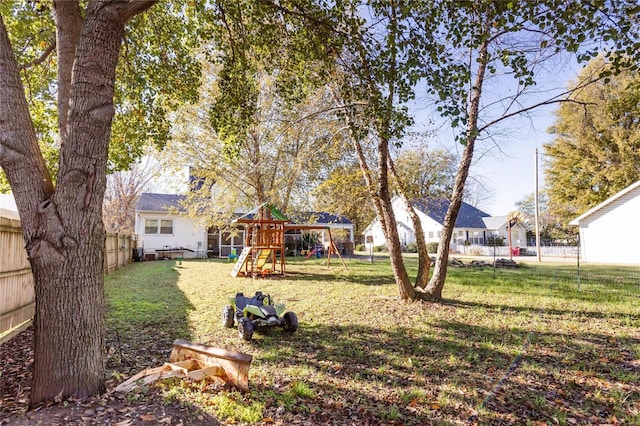 1040 N Kingshighway, Sikeston, MO 63801 - view of yard with a playground