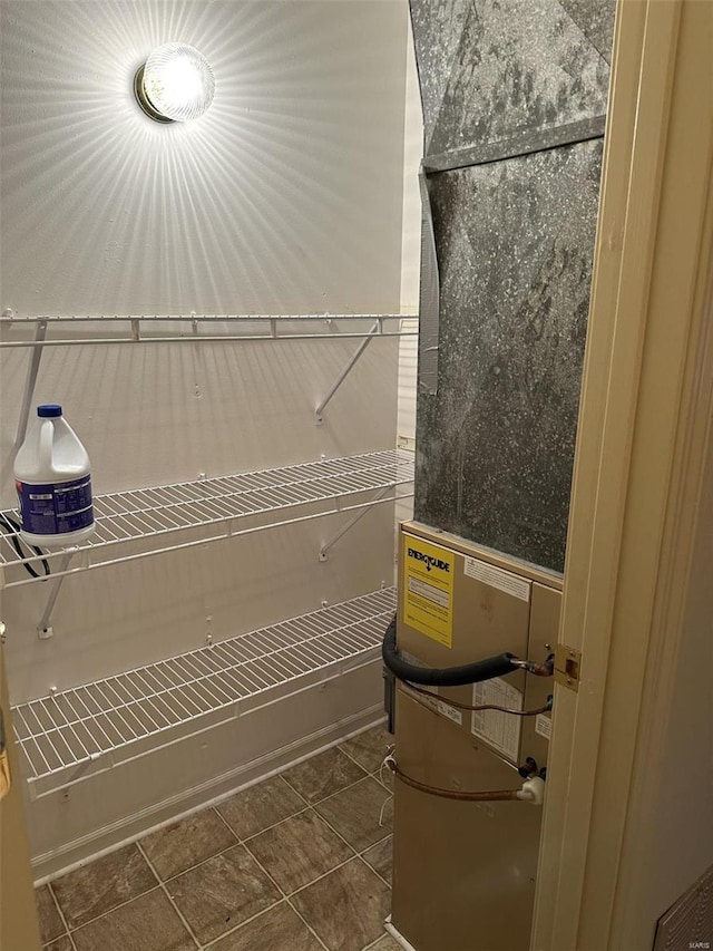 25 Whispering Oaks Dr, Washington, MO 63090 - detailed view of heating unit