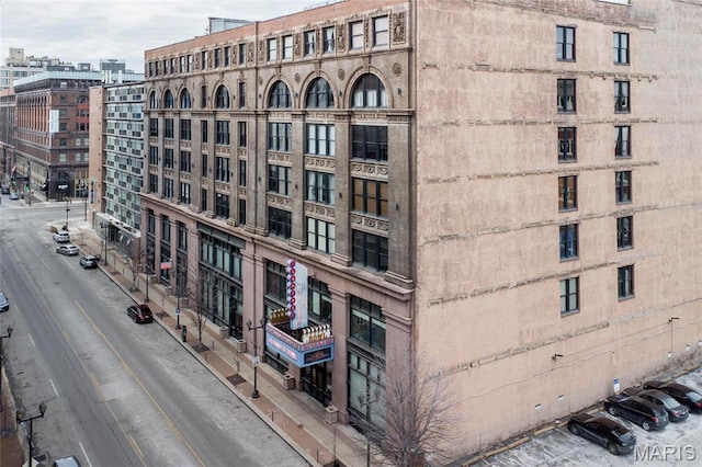 1113 Washington Ave Unit 215, Saint Louis, MO 63101 - view of building exterior with a view of city