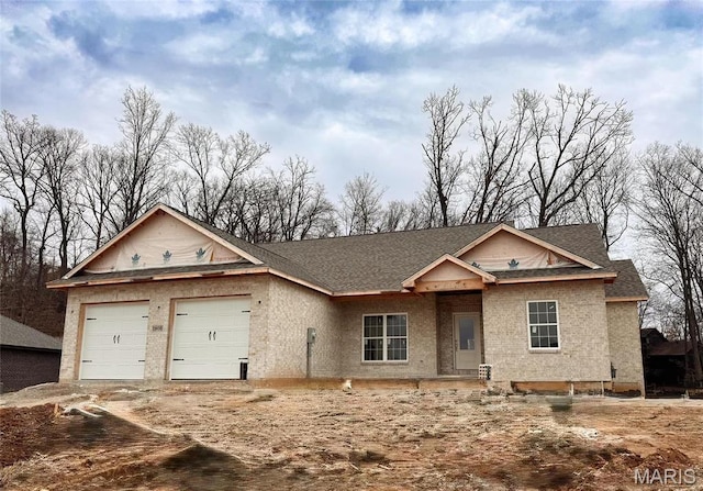 1905 Wheelwright Dr, Cape Girardeau, MO 63701 - view of front facade featuring an attached garage