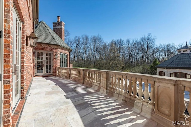 1290 Dry Ridge Rd, Town And Country, MO 63131 - deck featuring french doors