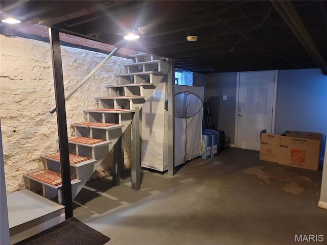 4877 Calvin Ave, Saint Louis, MO 63115 - view of unfinished below grade area
