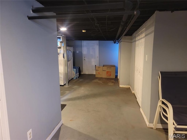 4877 Calvin Ave, Saint Louis, MO 63115 - finished basement with baseboards