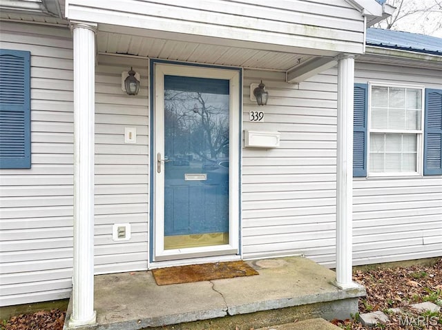 view of doorway to property
