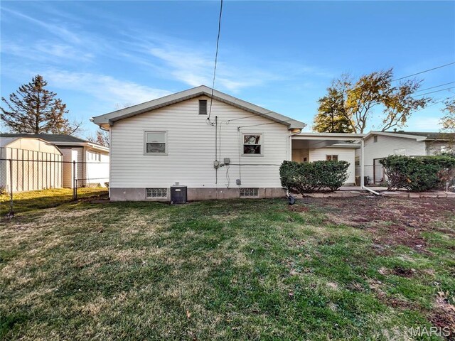 817 Lightwood Dr, Hazelwood, MO 63042 - photo 8
