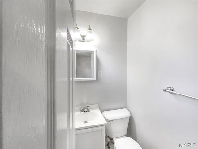 817 Lightwood Dr, Hazelwood, MO 63042 - photo 16