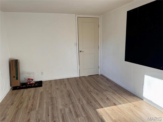 839 Bluebird Ln, Doniphan, MO 63935 - spare room with wood finished floors and baseboards