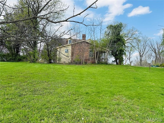 315 E Madison St, Paris, MO 65275 - view of green lawn