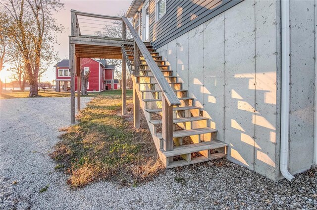 1100 W Main St, Grafton, IL 62037 - view of stairs