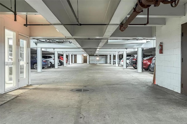 514 Coeur De Royale Dr Unit 404, Creve Coeur, MO 63141 - view of parking garage