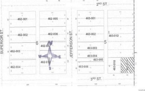 225 E 3rd St, Ramsey, IL 62080