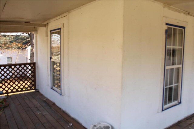 842 Kinzer St, Poplar Bluff, MO 63901 - view of wooden deck