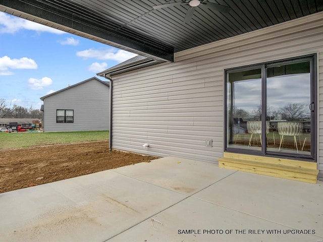 428 Hayden Dr, Waterloo, IL 62298 - view of patio / terrace featuring ceiling fan