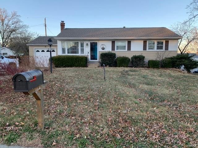 10819 Edgecliffe Dr, Saint Louis, MO 63123 - photo 1
