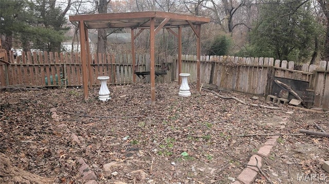 12532 Bellefontaine Rd, Saint Louis, MO 63138 - view of fenced backyard