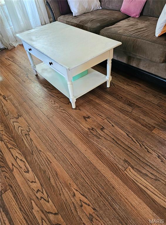 104 Emerling Dr, Saint Louis, MO 63121 - detailed view of wood finished floors