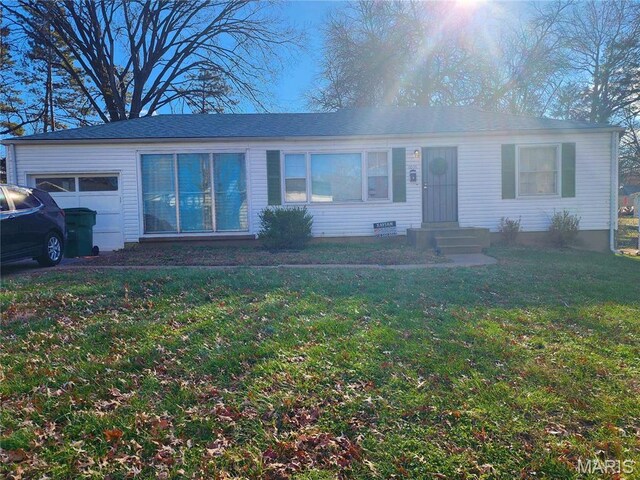 1026 Bakewell Dr, Saint Louis, MO 63137 - photo 1