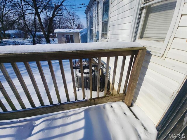 1026 Bakewell Dr, Saint Louis, MO 63137 - photo 17
