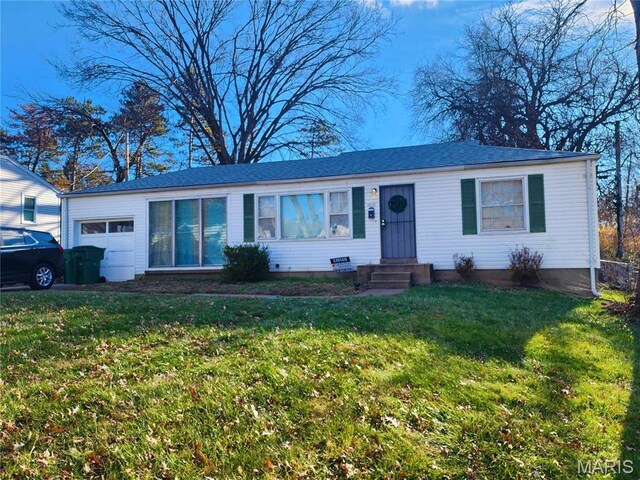 1026 Bakewell Dr, Saint Louis, MO 63137 - photo 19