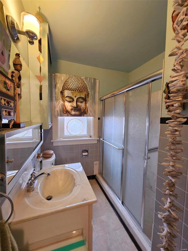 3506 Ohio St, Alton, IL 62002 - full bath with a stall shower, vanity, and tile walls