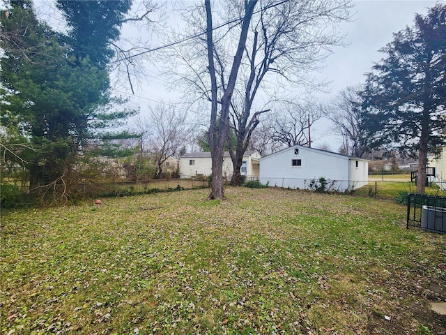 11665 Larimore Rd, Saint Louis, MO 63138 - view of yard featuring fence