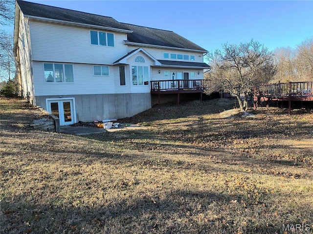 10740 Wilmena Ln, Rolla, MO 65401 - back of property with a deck