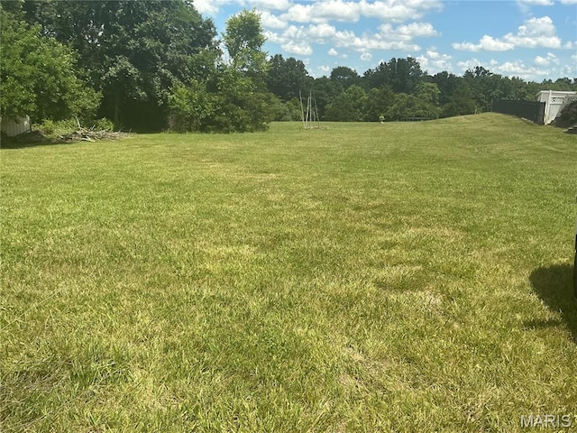 10740 Wilmena Ln, Rolla, MO 65401 - view of grassy yard
