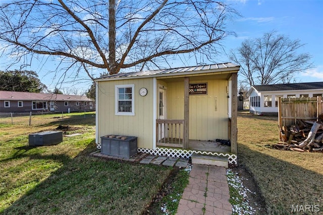 216 Sherrie Dr, Sikeston, MO 63801 - view of outbuilding