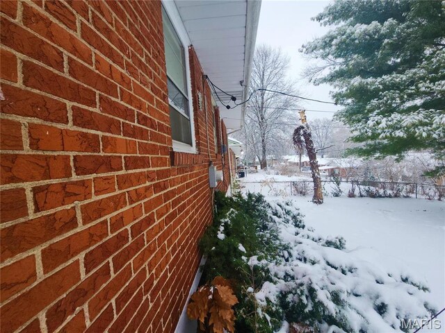 9228 Halbrook Dr, Saint Louis, MO 63137 - photo 15