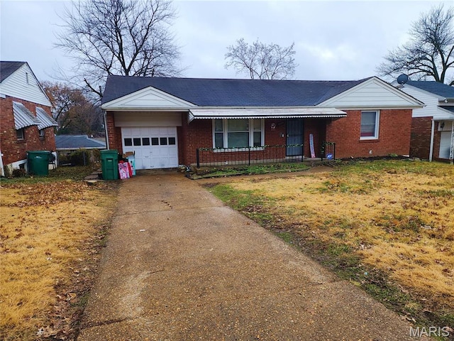 9314 Ardmore Dr, Saint Louis, MO 63137 - photo 1