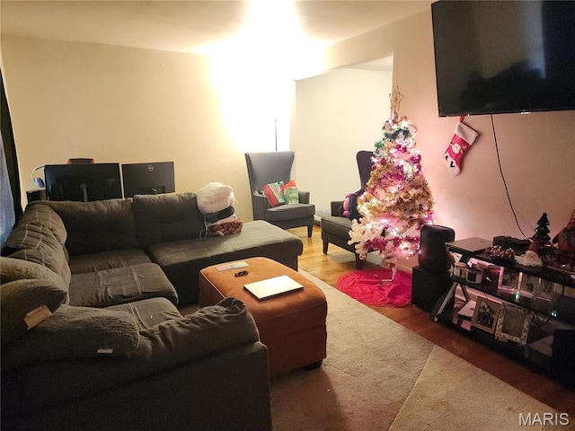 9314 Ardmore Dr, Saint Louis, MO 63137 - photo 2