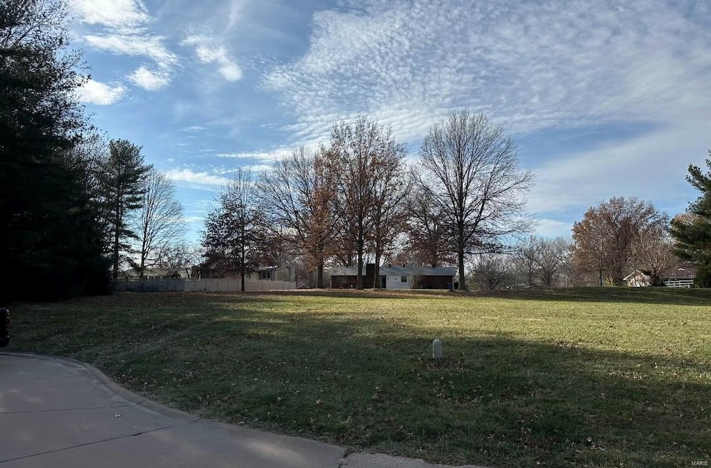 27 Southbridge Ln, Edwardsville, IL 62025