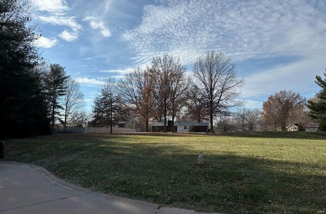 27 Southbridge Ln, Edwardsville, IL 62025