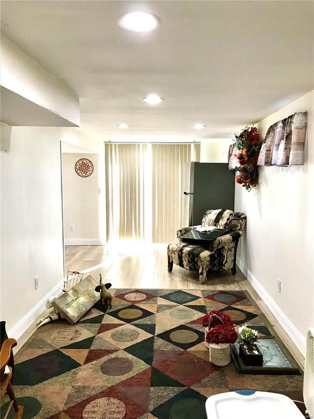 1578 Lakeshore, Cuba, MO 65453 - living area with baseboards, wood finished floors, and recessed lighting