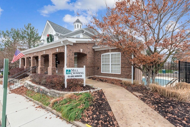 13101 Mill Crossing Ct Unit 307, Creve Coeur, MO 63141 - view of property featuring fence