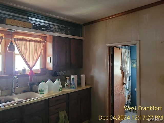 1415 E Oak St, West Frankfort, IL 62896 - kitchen featuring a sink and light countertops