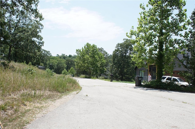 11 Deer Hollow Ln, Lake Ozark, MO 65065