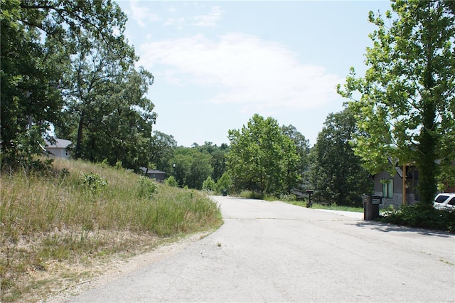 11 Deer Hollow Ln, Lake Ozark, MO 65065