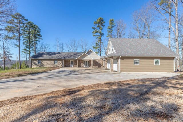 14178 E US Highway 60, Van Buren, MO 63965 - view of front of property with concrete driveway and an outdoor structure