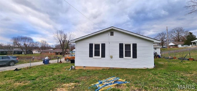 300 S Oak St, Salem, MO 65560 - view of side of property