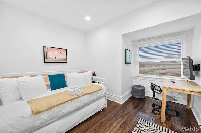 3223 Geyer Ave, Saint Louis, MO 63104 - office space featuring baseboards, wood finished floors, and recessed lighting