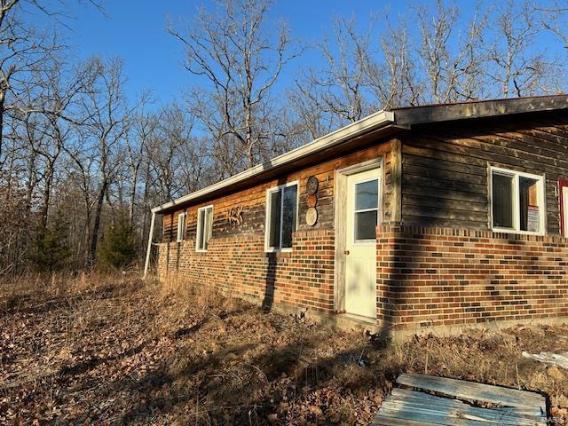 731 Buffalo Dr, Bismarck, MO 63624 - view of side of home featuring brick siding