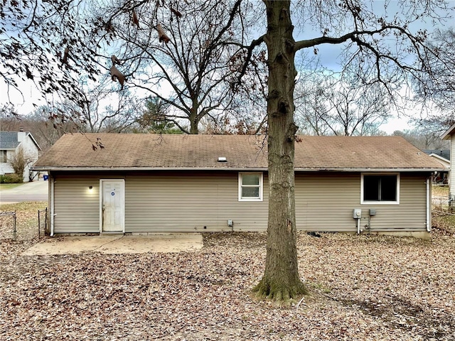 12065 El Camara Dr, Florissant, MO 63033 - view of rear view of property