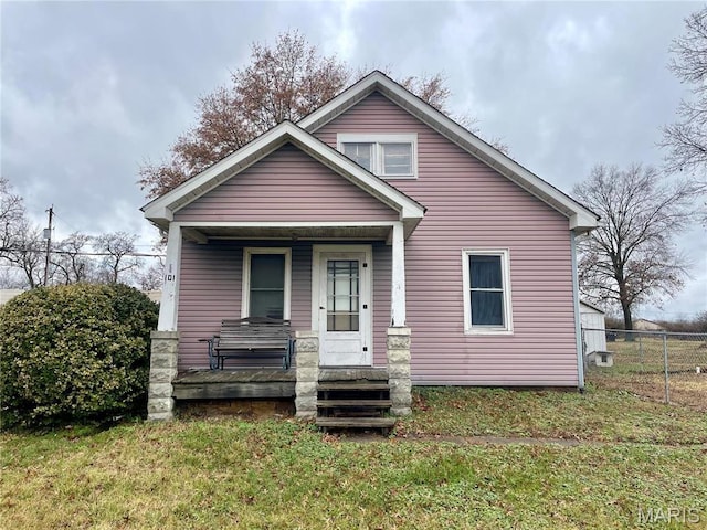 101 Cass St, Waterloo, IL 62298 - back of property featuring a porch
