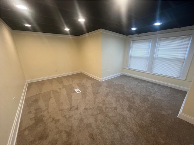 7100 Lexington Ave, Saint Louis, MO 63121 - basement with carpet, recessed lighting, and baseboards