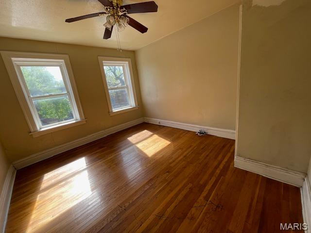 3537 Minnesota Ave, Saint Louis, MO 63118 - photo 8