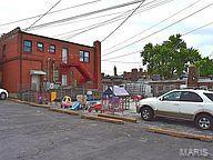 6817 Gravois Ave, Saint Louis, MO 63116 - view of car parking