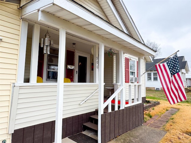 906 E Center St, Salem, MO 65560 - property entrance with cooling unit