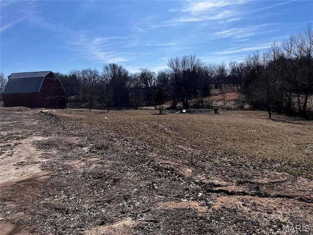 901 Edgemont Blvd, Perryville, MO 63775 - view of yard featuring a barn and an outbuilding